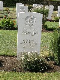 Heliopolis War Cemetery - Salehe Dekayo, 